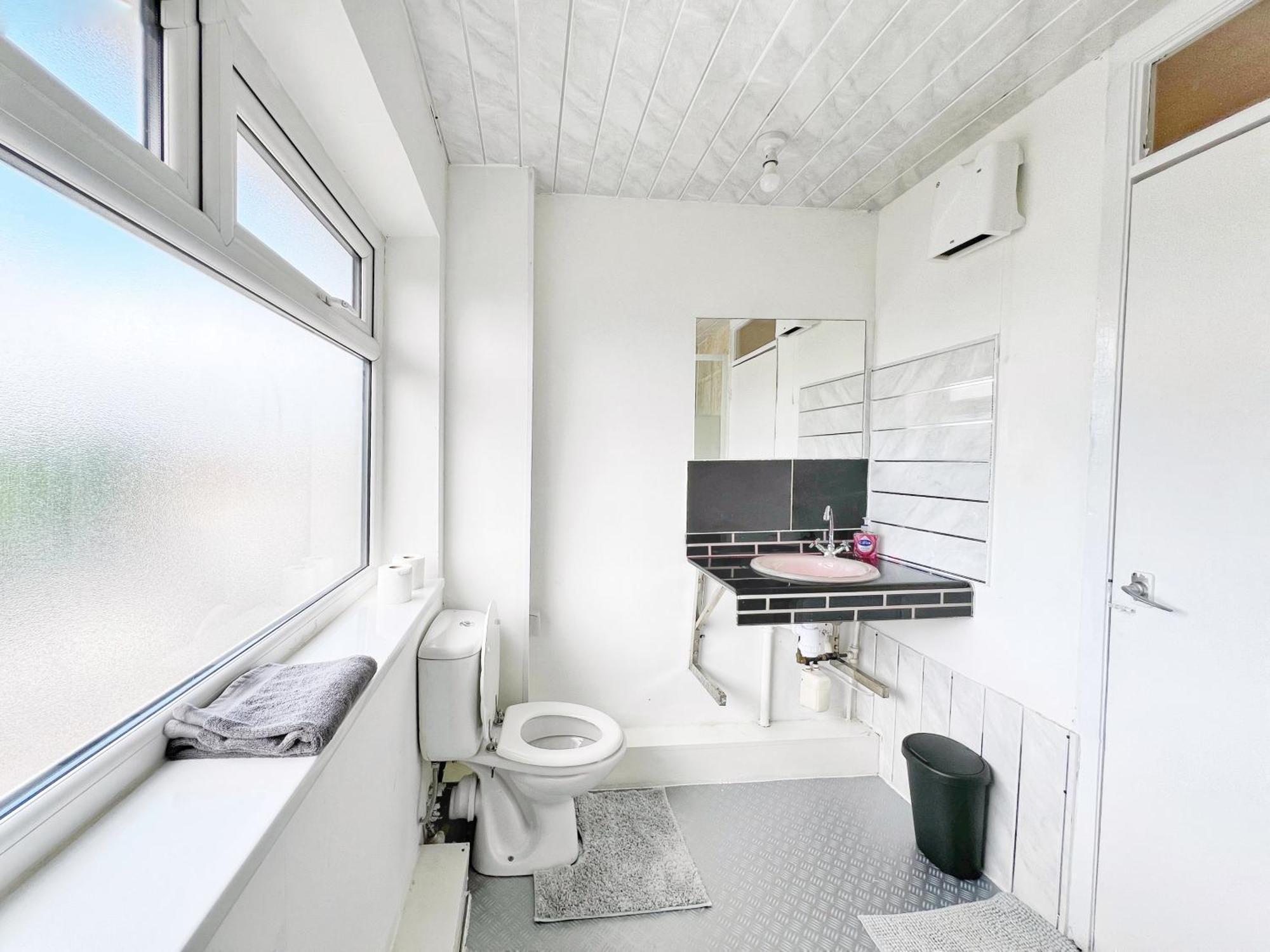 Rusholme Apartment - Sleeps 4 Manchester Exteriör bild